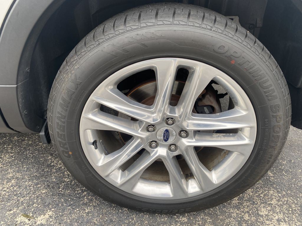 2016 Ford Explorer Image 11