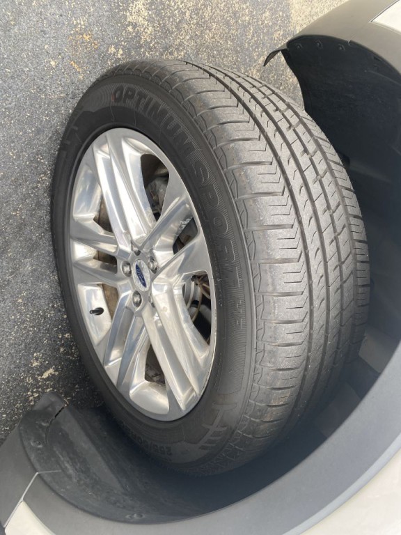 2016 Ford Explorer Image 12