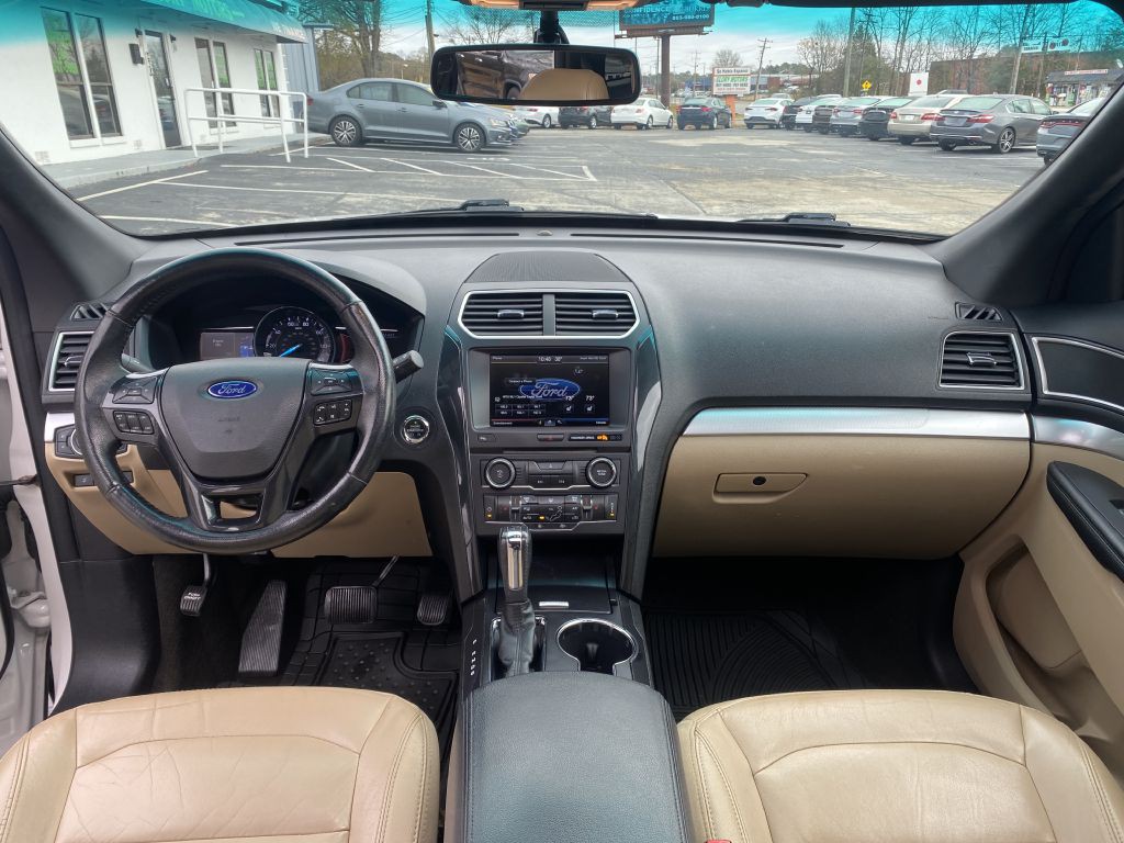 2016 Ford Explorer Image 29