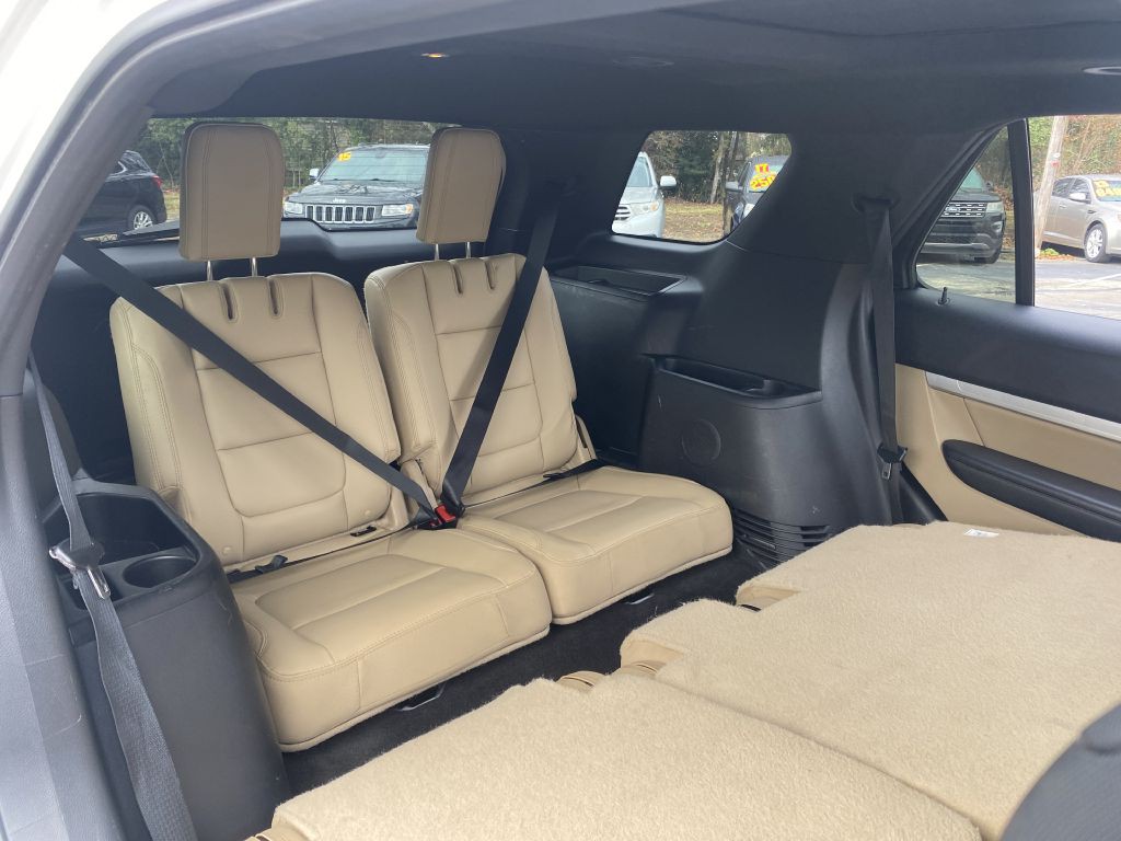2016 Ford Explorer Image 33