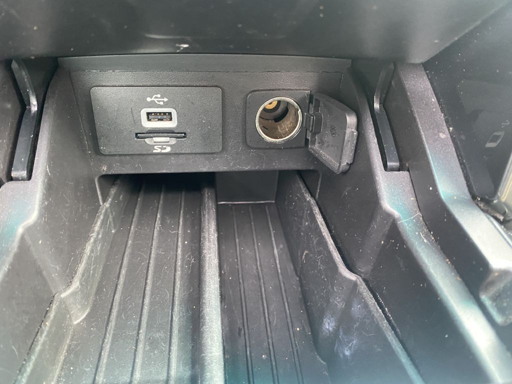 2016 Ford Explorer Image 37