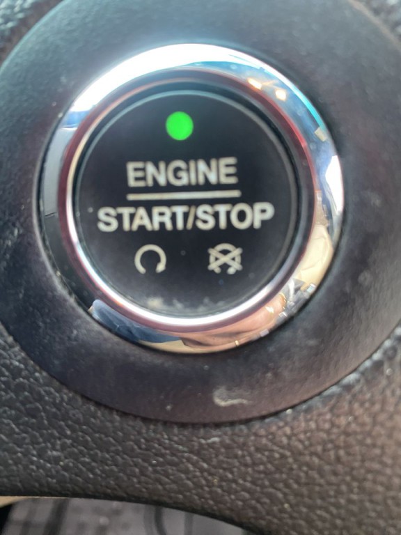 2016 Ford Explorer Image 38