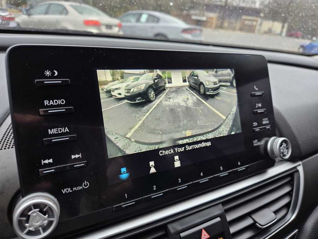 2020 Honda Accord Image 16