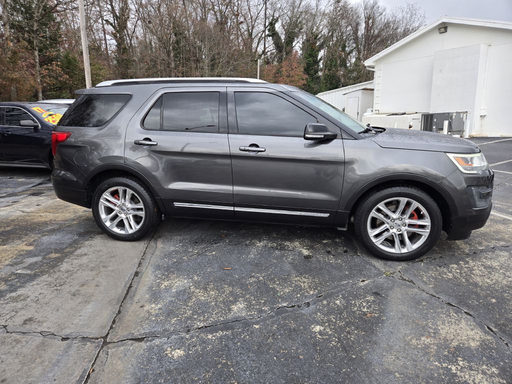 2016 Ford Explorer Image 4