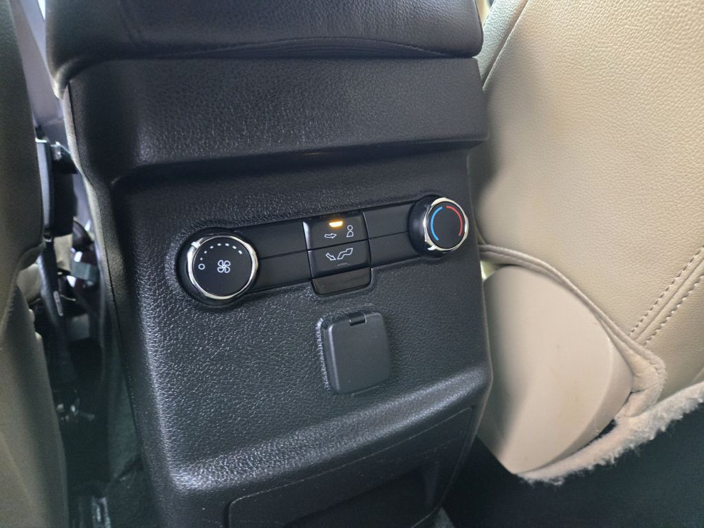 2016 Ford Explorer Image 14