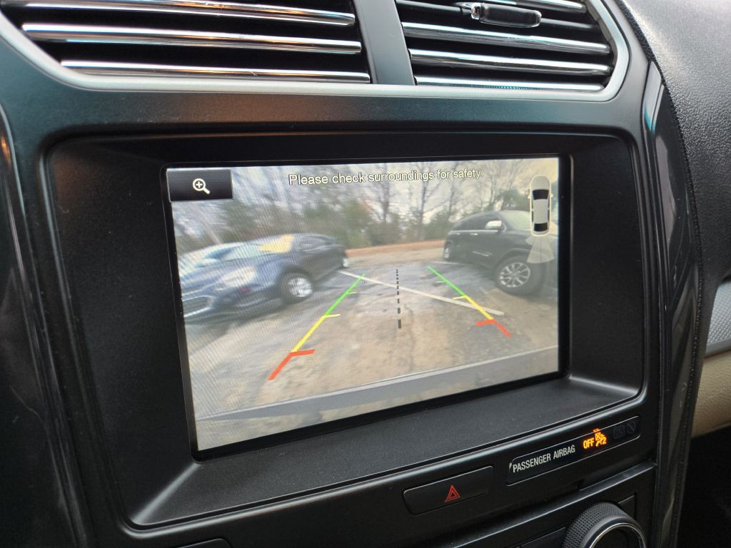 2016 Ford Explorer Image 19