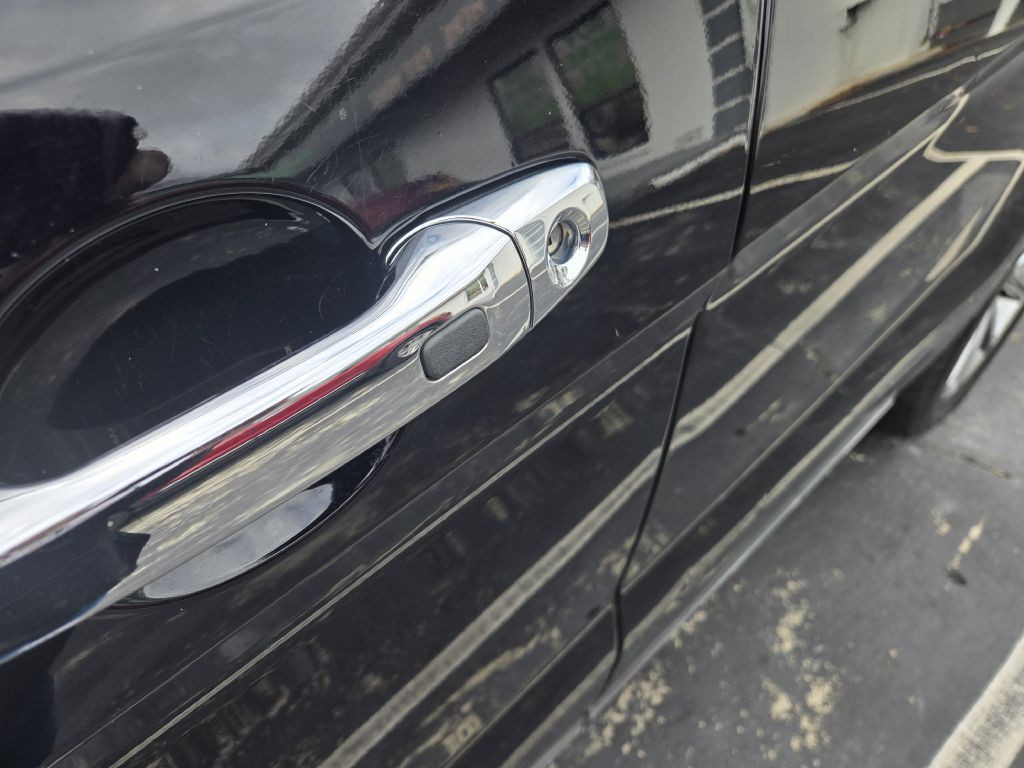 2017 Ford Explorer Image 10