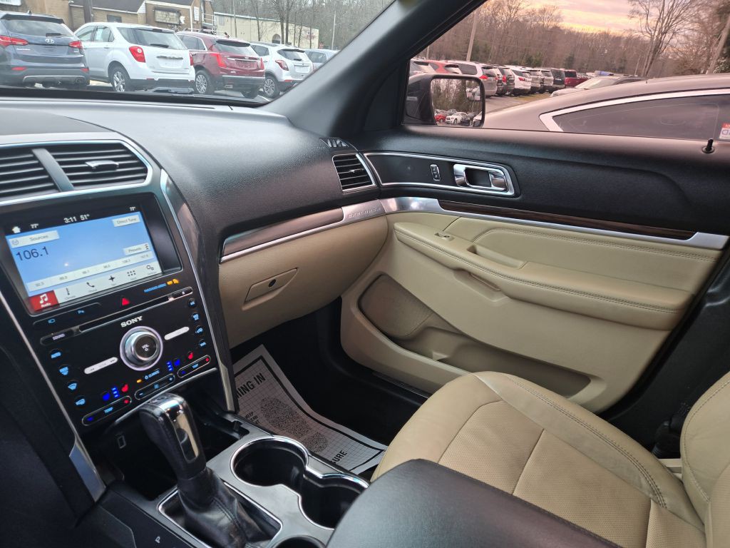 2017 Ford Explorer Image 20