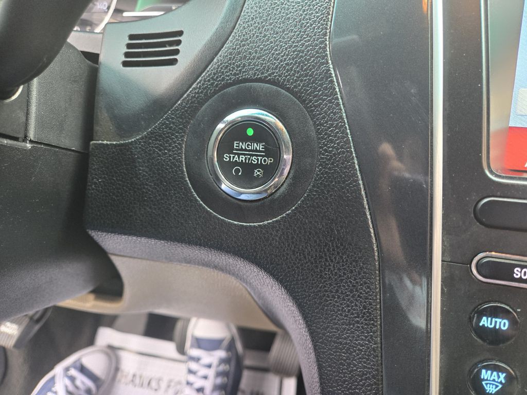 2017 Ford Explorer Image 23