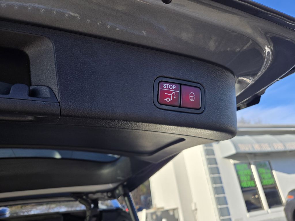 2015 Mercedes-Benz GL-Class Image 10