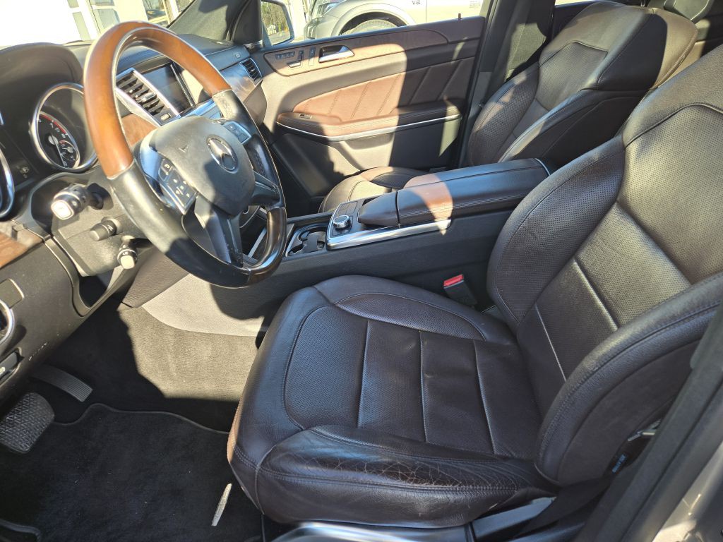 2015 Mercedes-Benz GL-Class Image 15