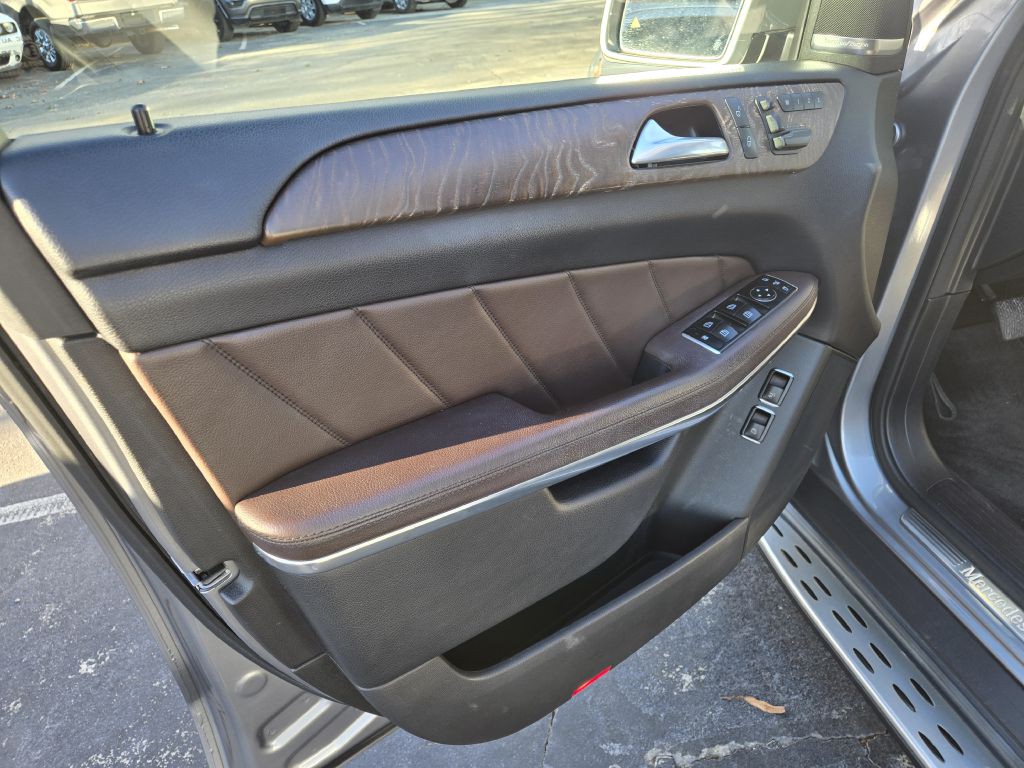 2015 Mercedes-Benz GL-Class Image 20