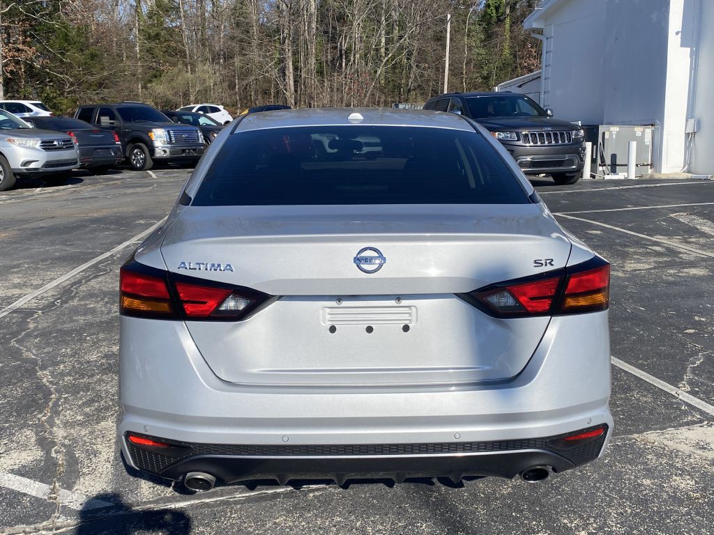 2021 Nissan Altima Image 5