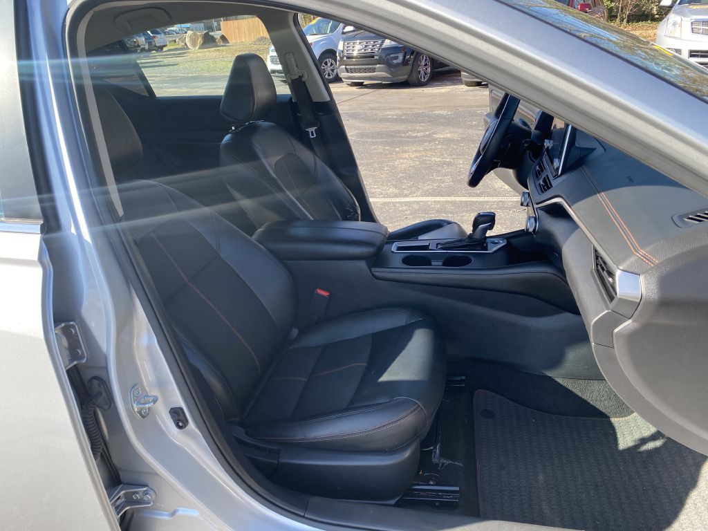 2021 Nissan Altima Image 9