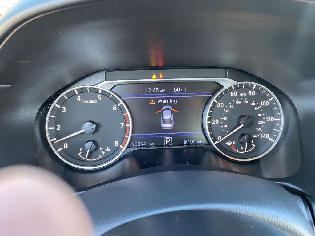 2021 Nissan Altima Image 12