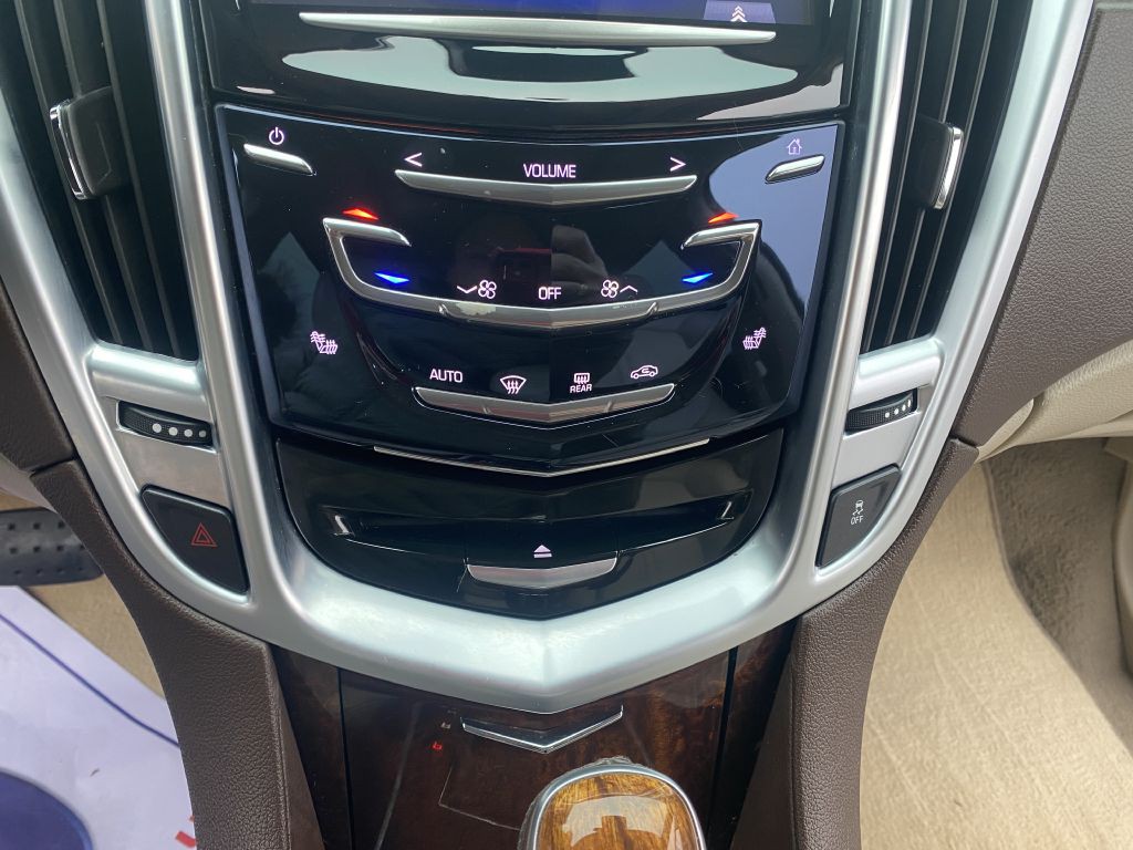 2016 Cadillac SRX Image 17