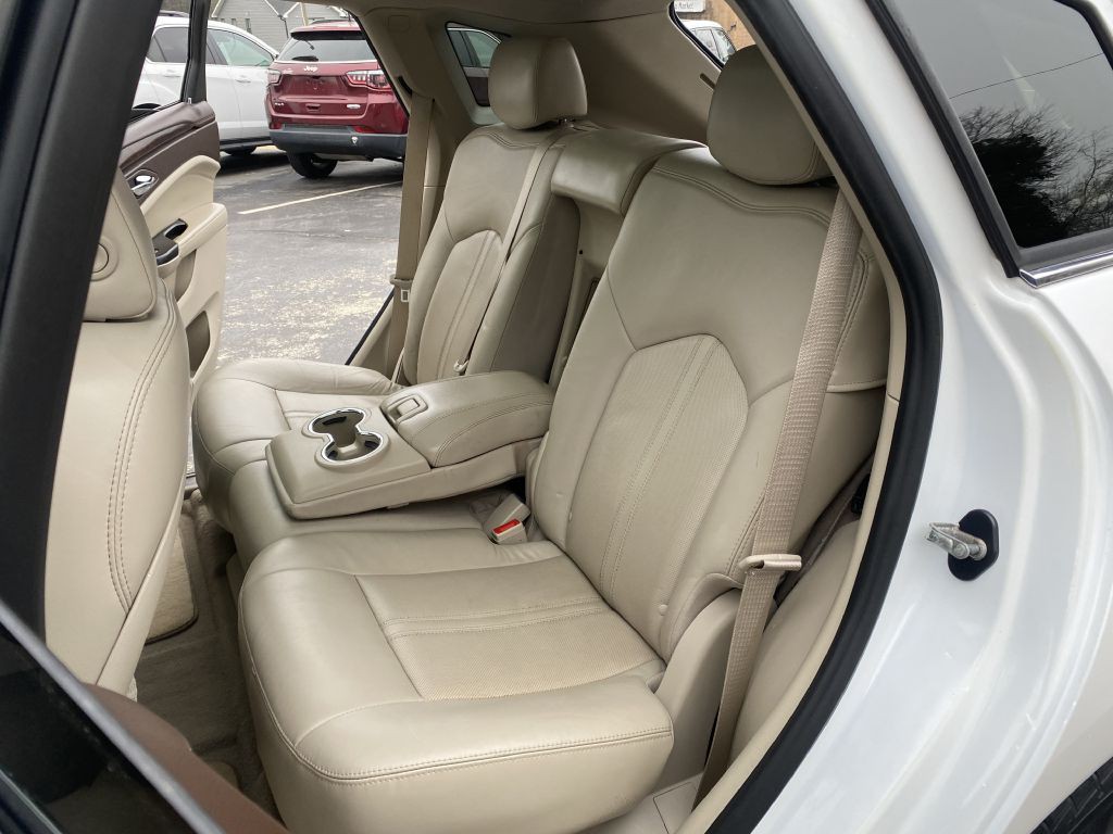 2016 Cadillac SRX Image 23