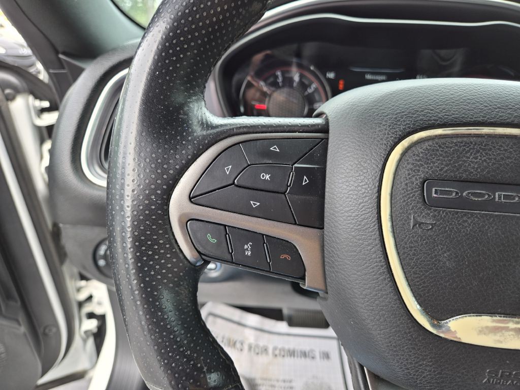 2019 Dodge Challenger Image 18