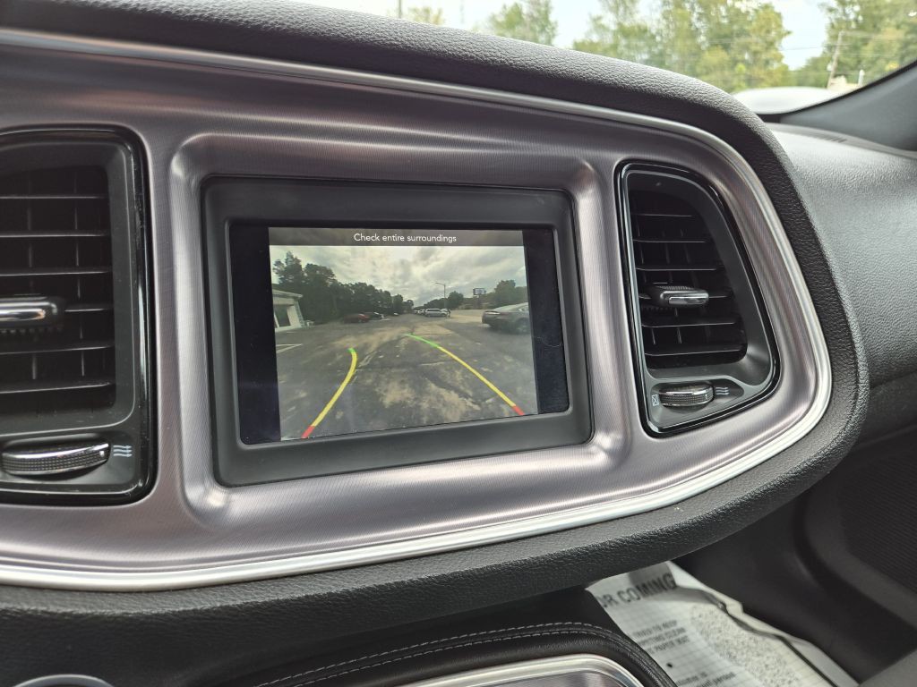 2019 Dodge Challenger Image 19