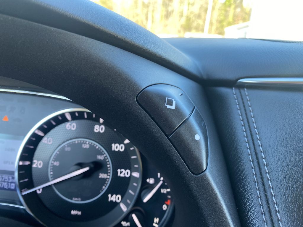 2020 Nissan Armada Image 18