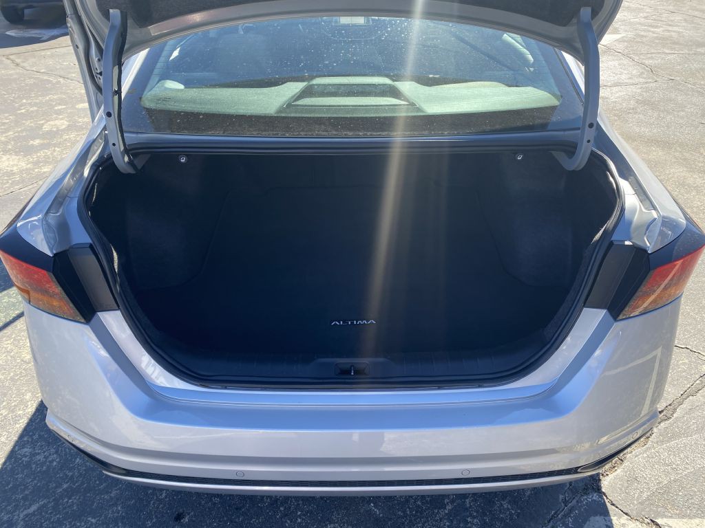2024 Nissan Altima Image 22