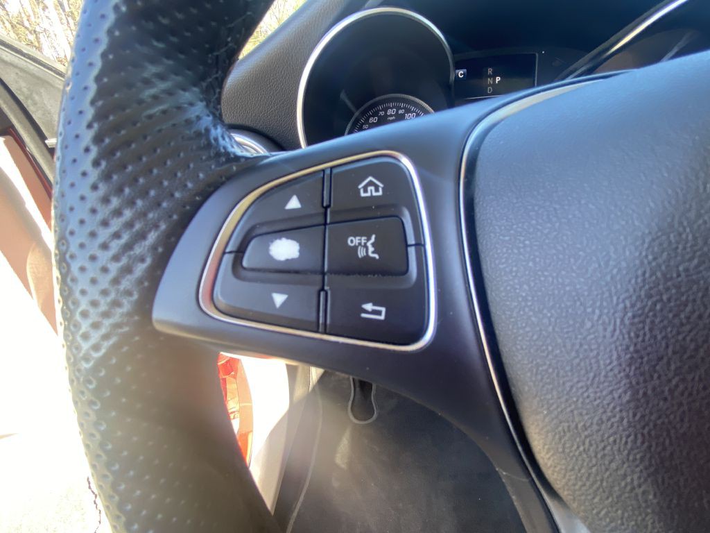 2019 Mercedes-Benz GLC-Class Image 18