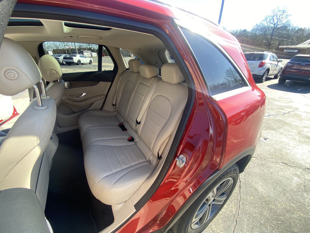 2019 Mercedes-Benz GLC-Class Image 27