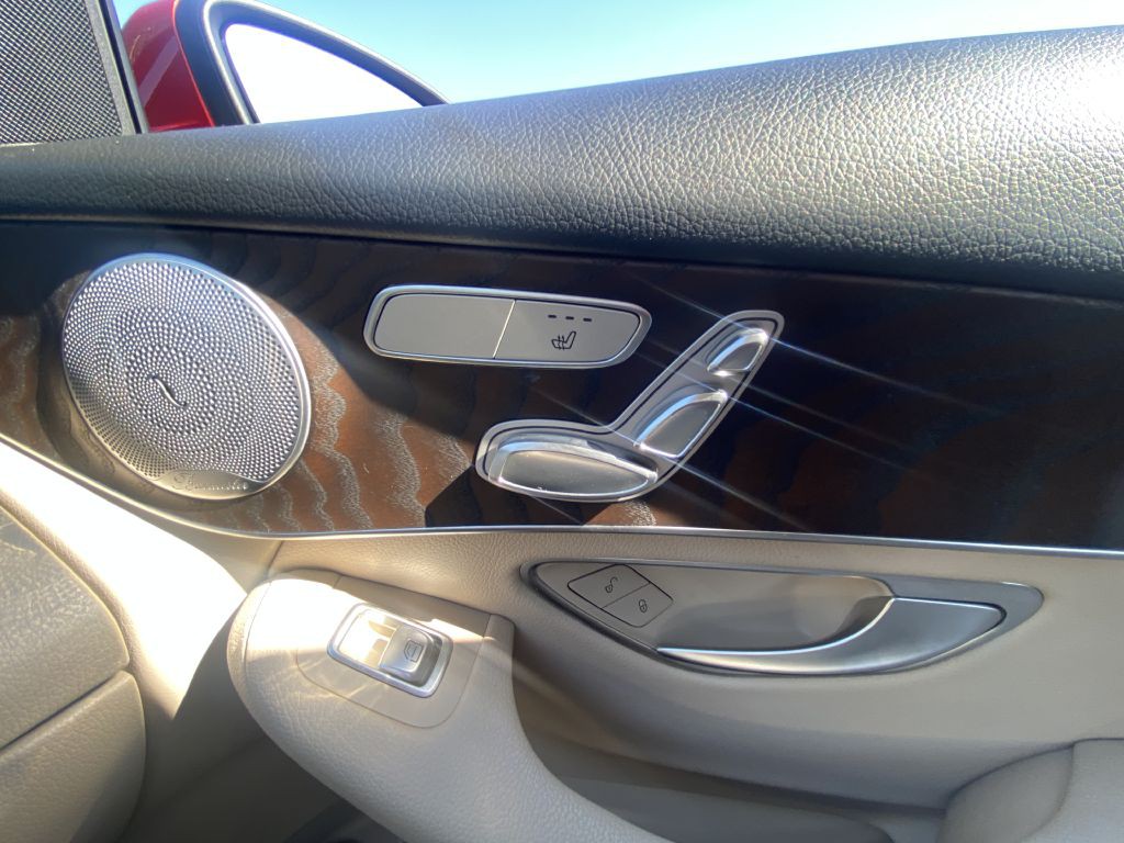 2019 Mercedes-Benz GLC-Class Image 29