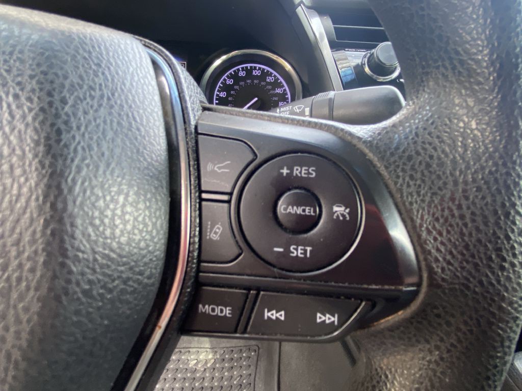 2019 Toyota Camry Image 13