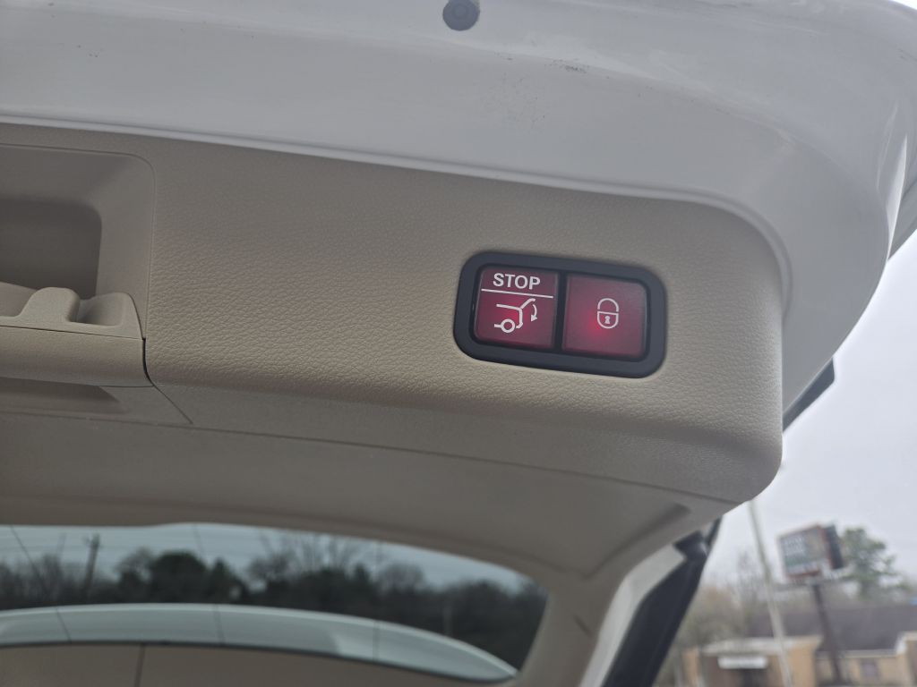 2015 Mercedes-Benz M-Class Image 10