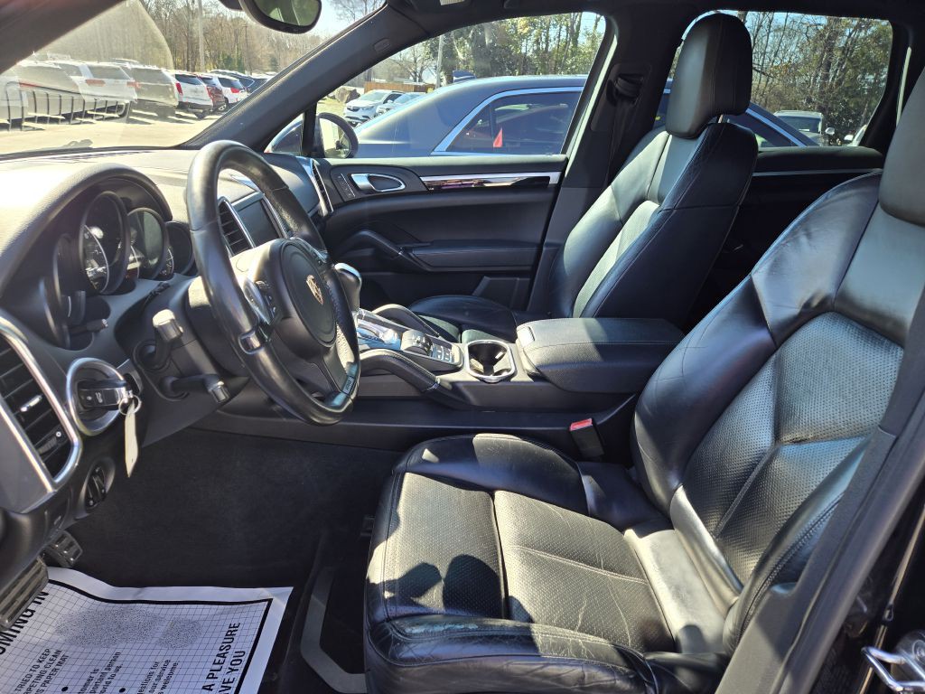 2012 Porsche Cayenne Image 11