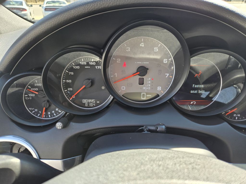 2012 Porsche Cayenne Image 16