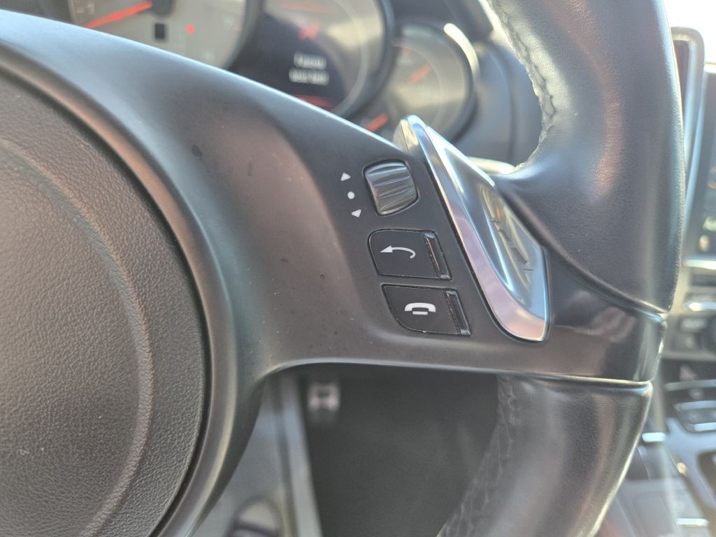 2012 Porsche Cayenne Image 19