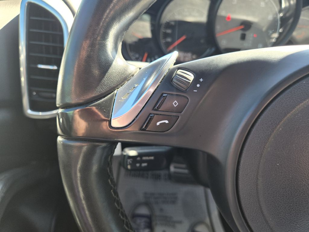 2012 Porsche Cayenne Image 20