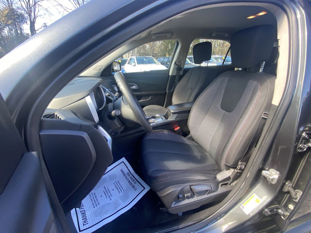 2017 Chevrolet Equinox Image 8