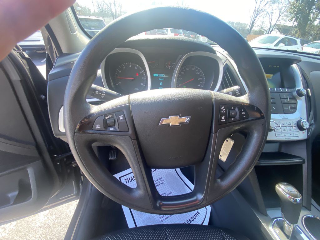 2017 Chevrolet Equinox Image 11