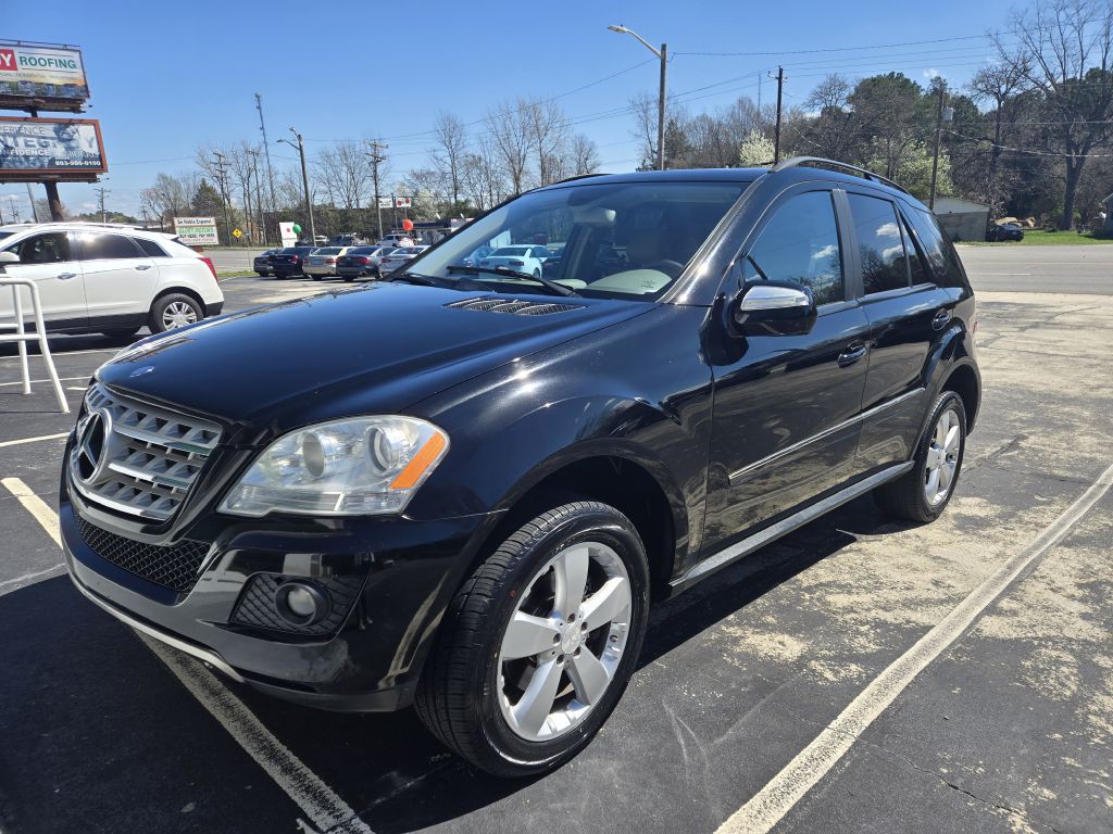 2009 Mercedes-Benz M-Class Image 3