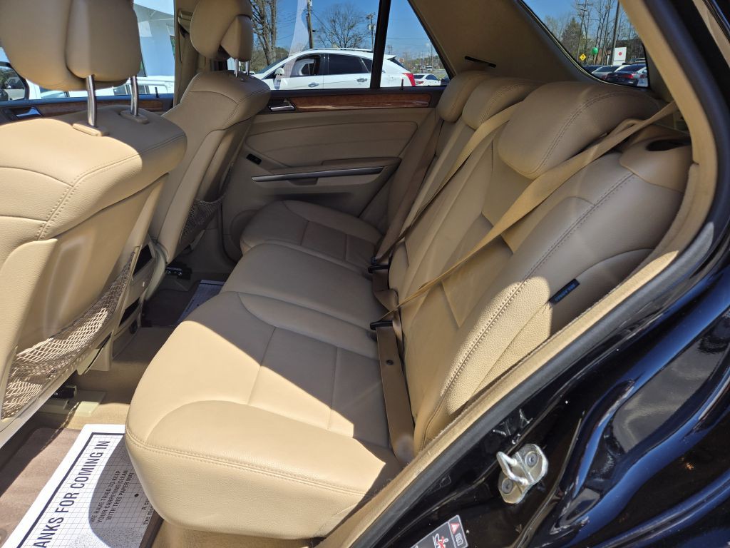 2009 Mercedes-Benz M-Class Image 11