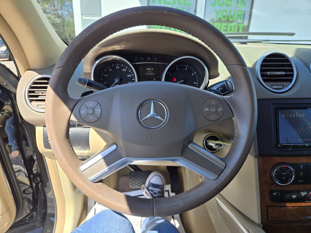 2009 Mercedes-Benz M-Class Image 12