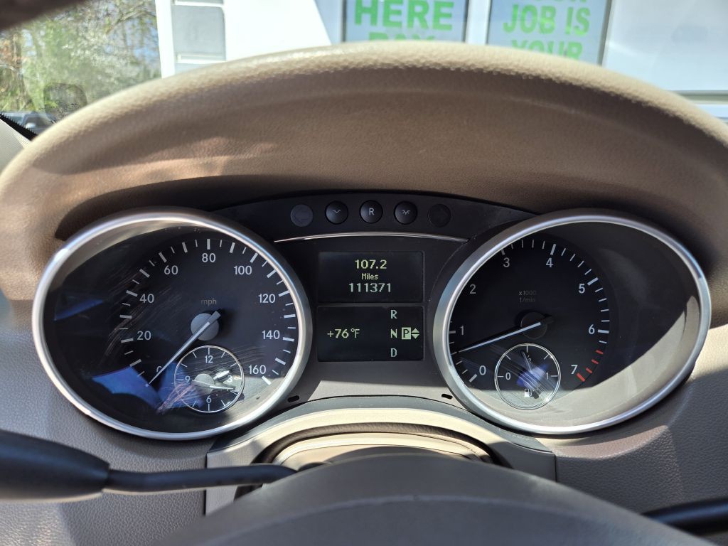 2009 Mercedes-Benz M-Class Image 13