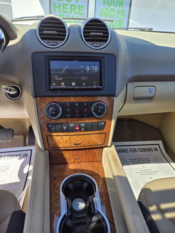 2009 Mercedes-Benz M-Class Image 19
