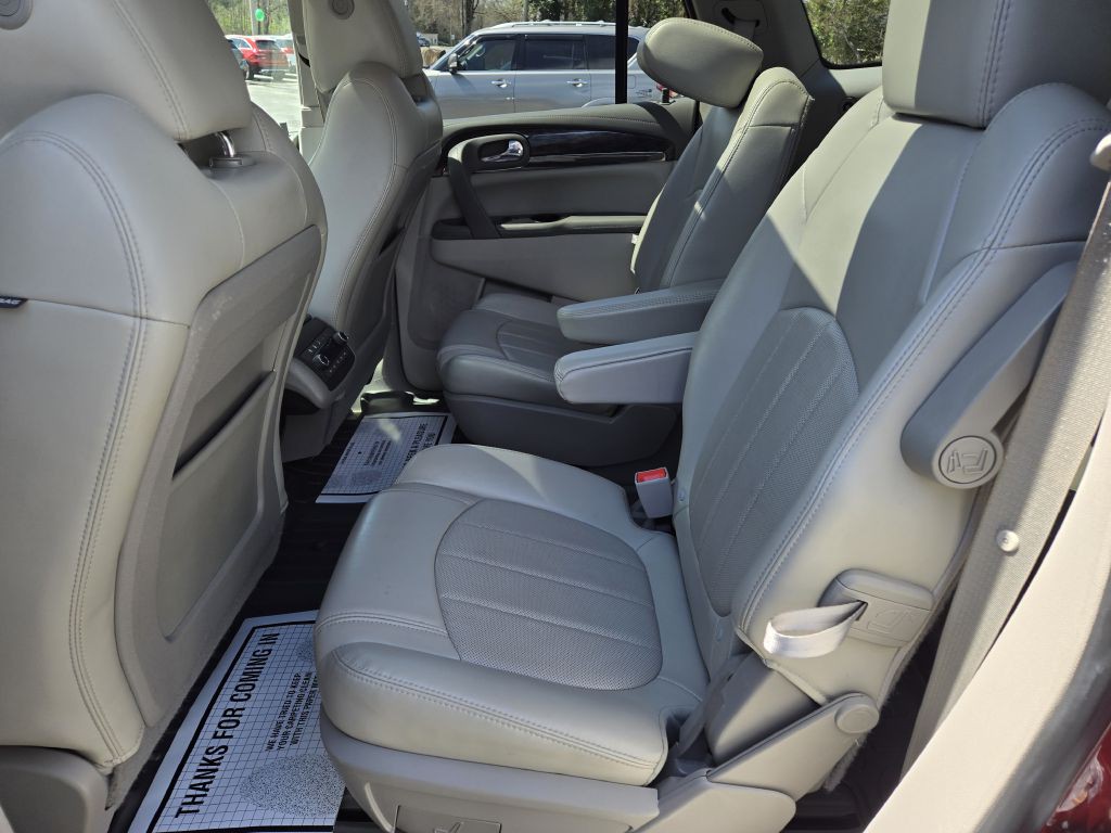 2017 Buick Enclave Image 12