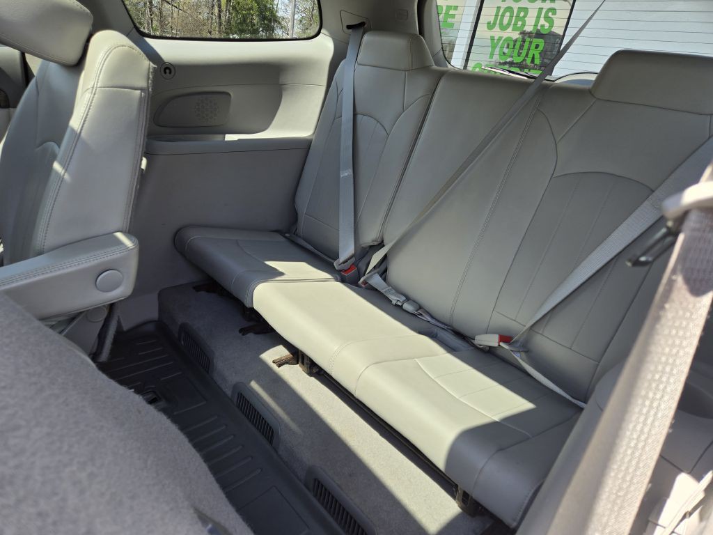 2017 Buick Enclave Image 13