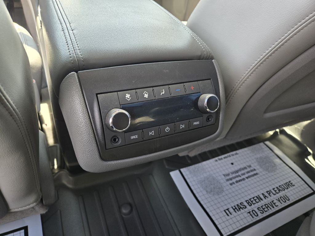 2017 Buick Enclave Image 14