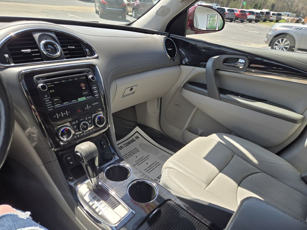 2017 Buick Enclave Image 18