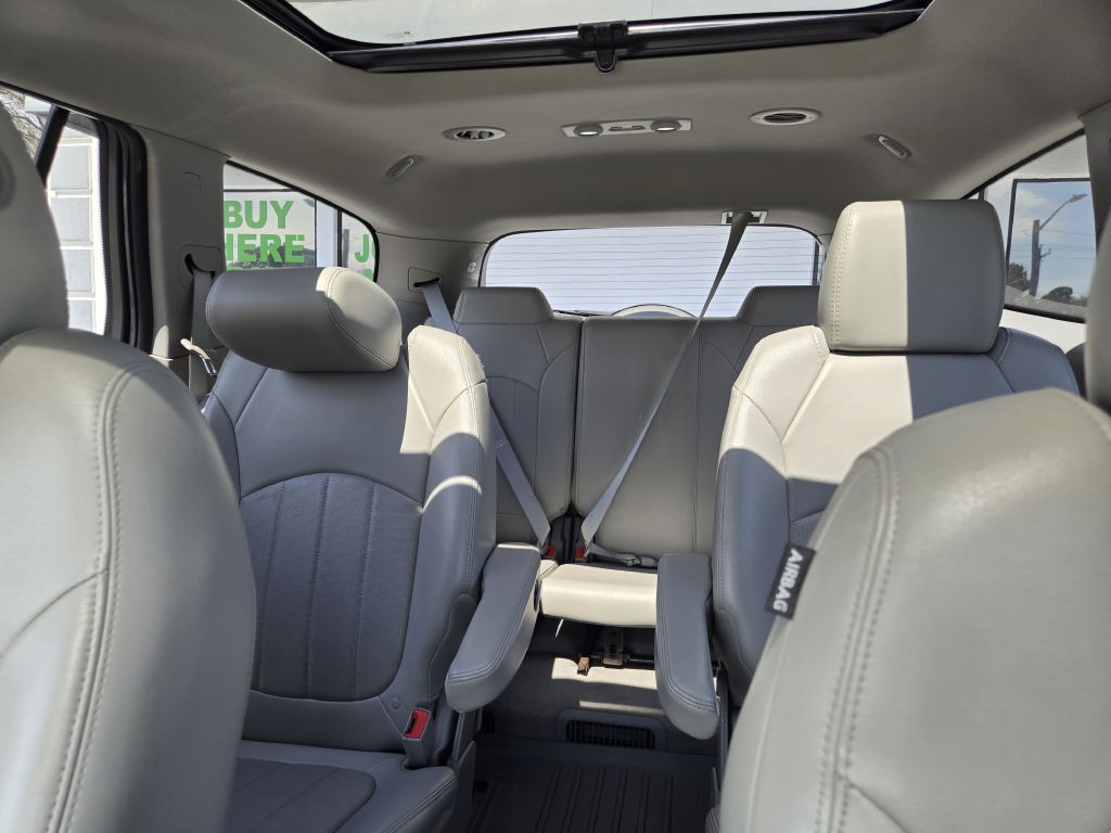 2017 Buick Enclave Image 19
