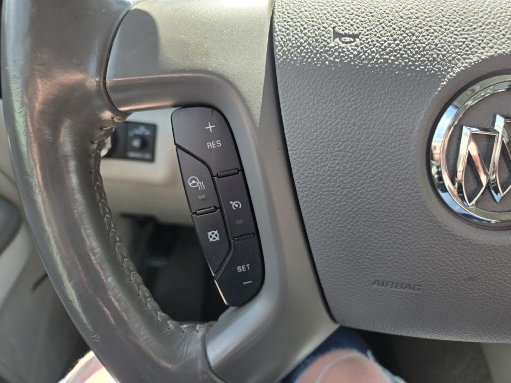 2017 Buick Enclave Image 21