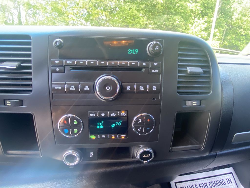 2012 GMC Sierra 1500 Image 17