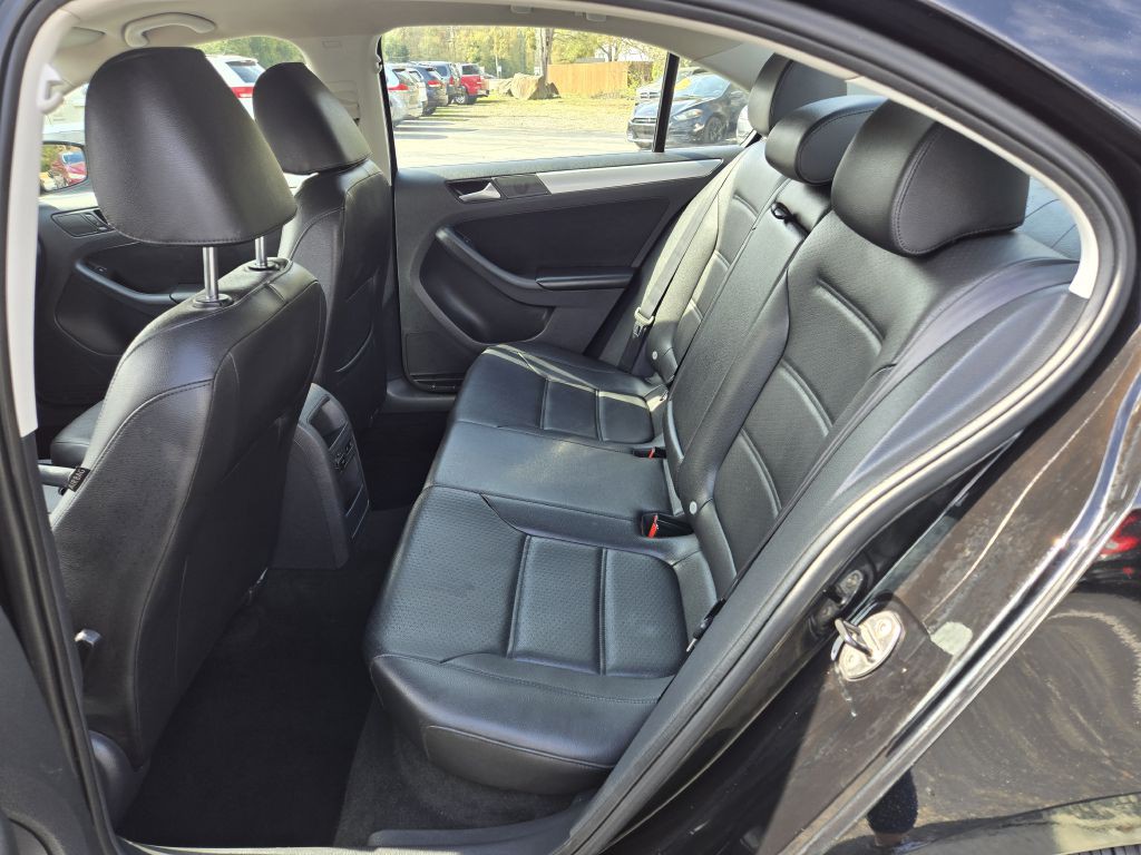 2014 Volkswagen Jetta Image 14