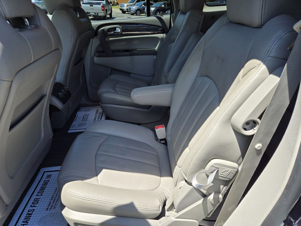 2015 Buick Enclave Image 12